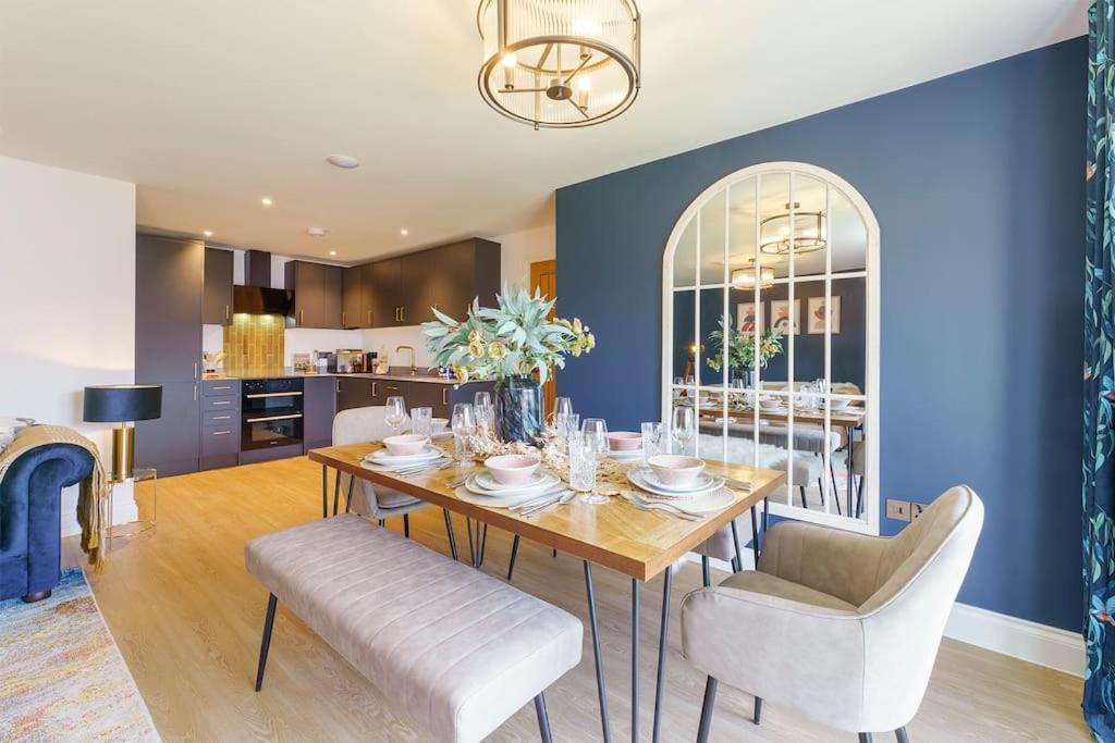 Darlington - 2 Bedroom Luxury Apartment By Mint Stays Bristol Zewnętrze zdjęcie